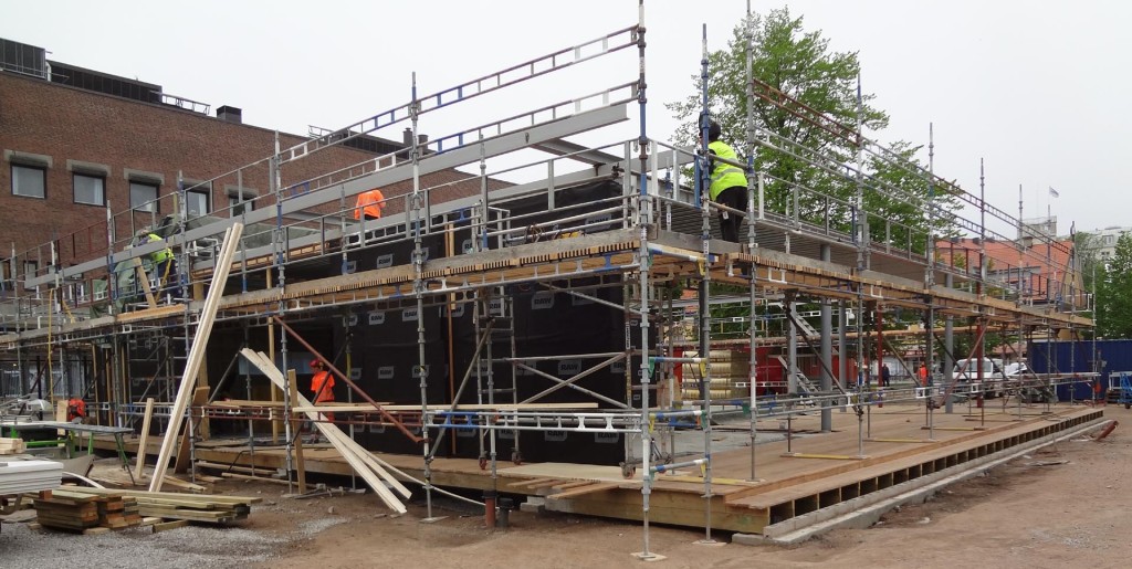 Bygget i Hoglands park den 21 maj 2013