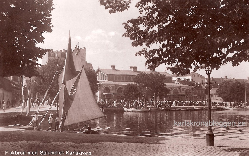 Fiskbron med Saluhallen 1921