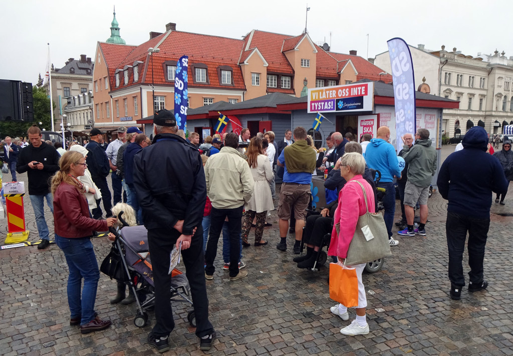 Folkfest vid Jimmies Åkessons besök i Karlskrona den 1 september 2018